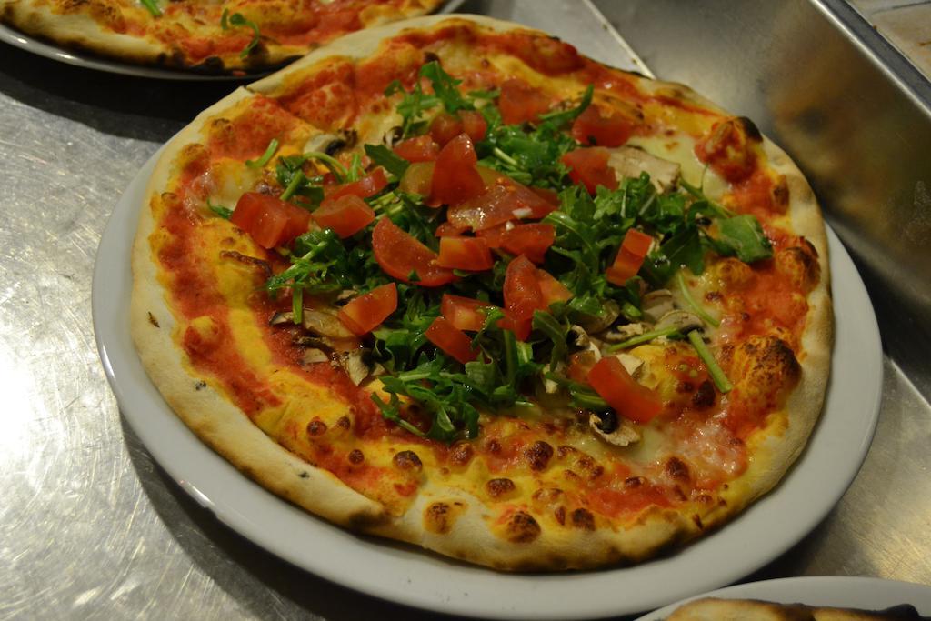 Albergo Ristorante Mancinelli Fossombrone Esterno foto